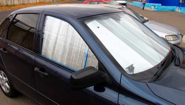 Как защитить салон от солнца