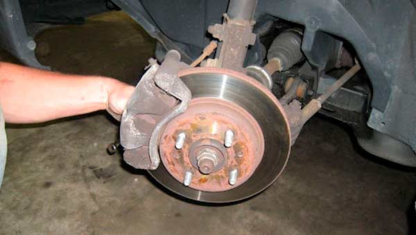 Как уменьшить износ тормозов