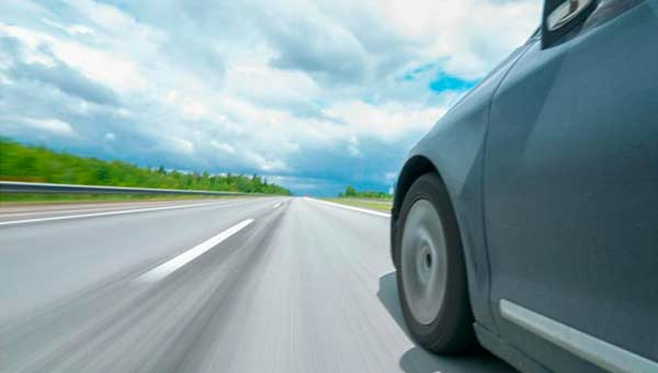 Почему машина уходит в сторону